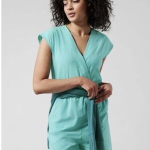 Athleta Marlow Romper Retail $98 Sz XS Gulf Green